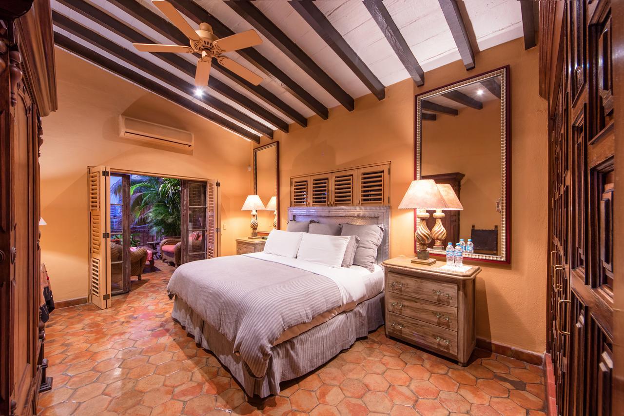 Villa Lola - Adults Only Puerto Vallarta Ngoại thất bức ảnh